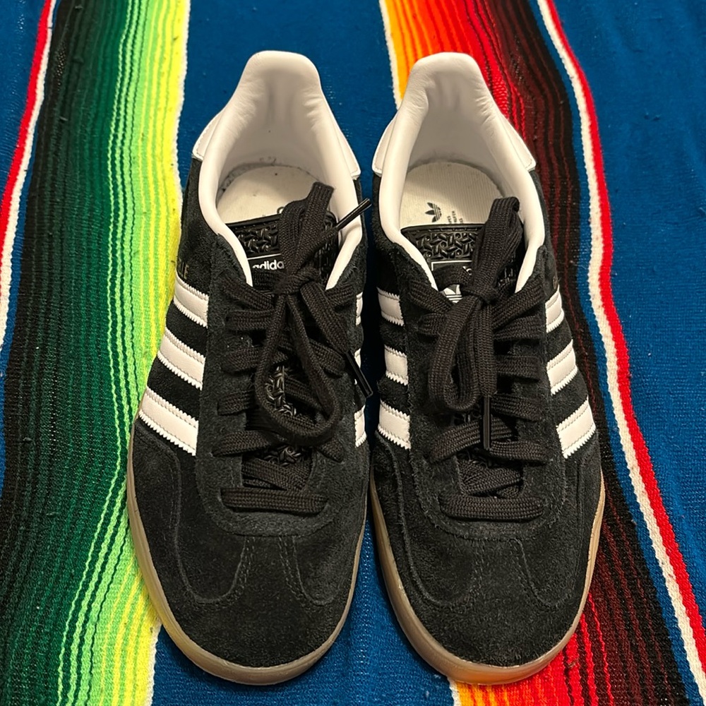 Black adidas gazelle